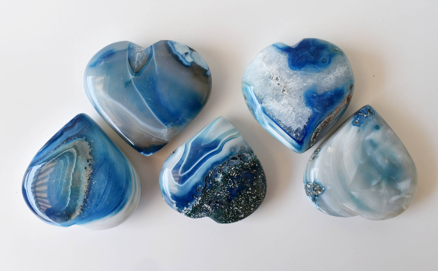 1kg Blue Onyx Heart Crystal 2 Inch (8-10Pcs)