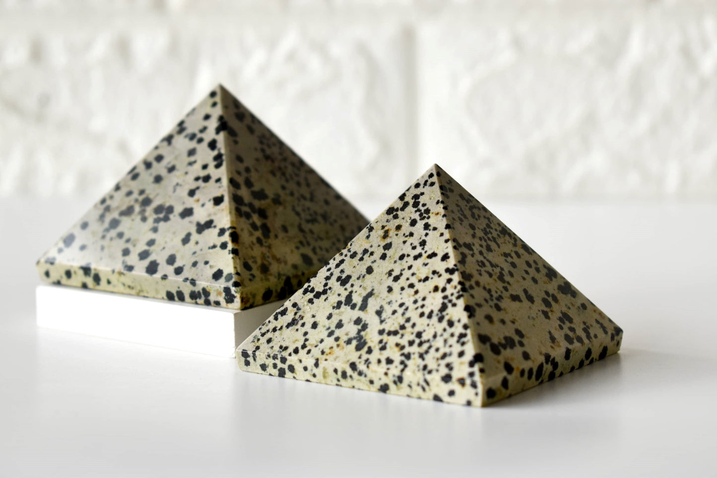 1Kg Dalmatian Jasper Crystal Pyramid (2 inches)