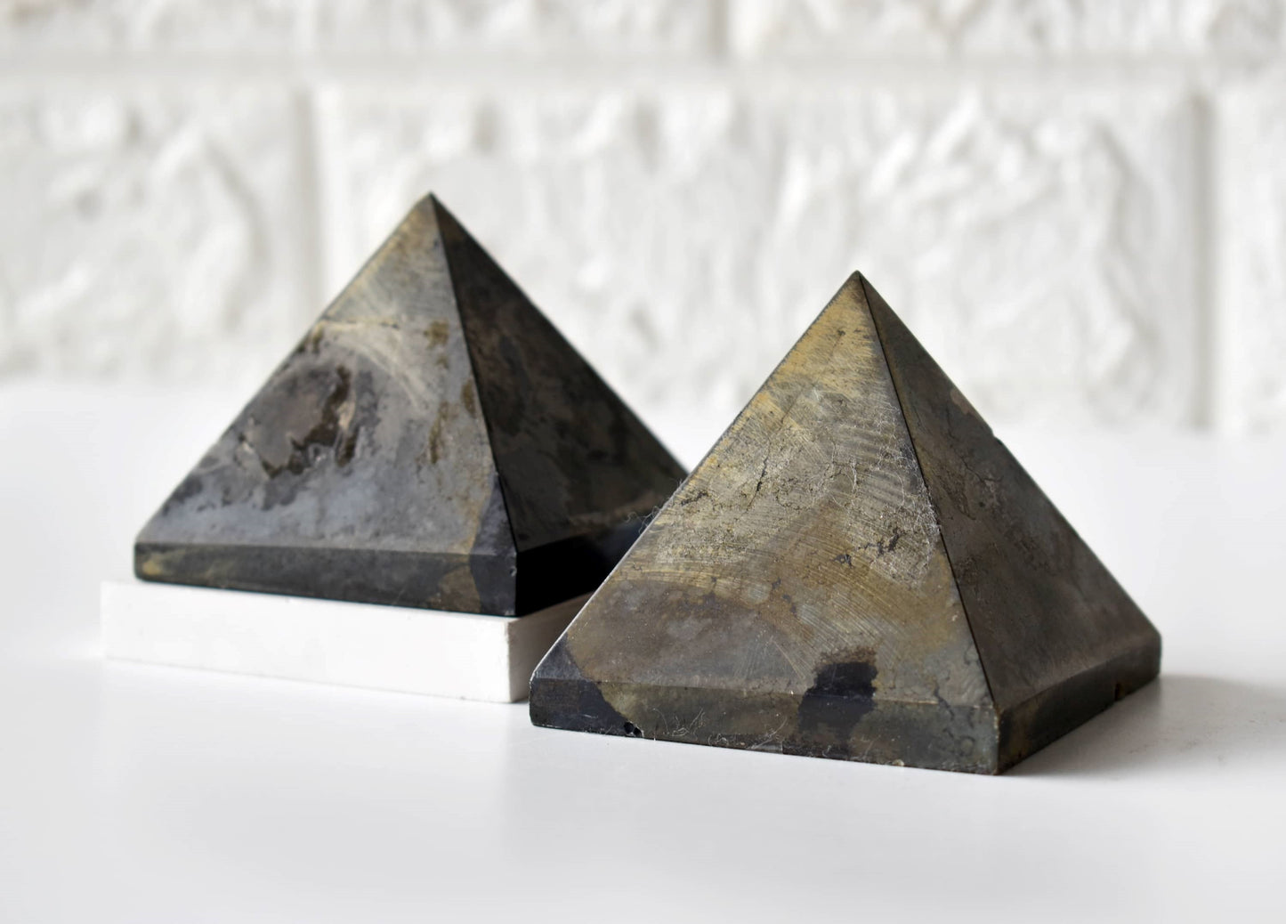 1Kg Pyrite Crystal Pyramid (2 inches)
