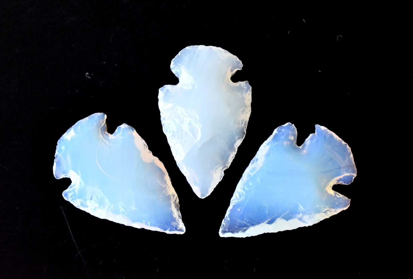 1.25'' Opal Glass Arrowhead Point