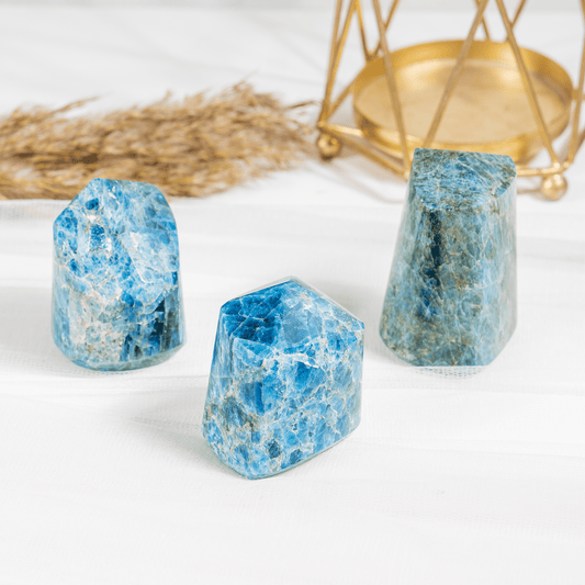 1kg Apatite Crystal Polished Points (2-4Pcs)