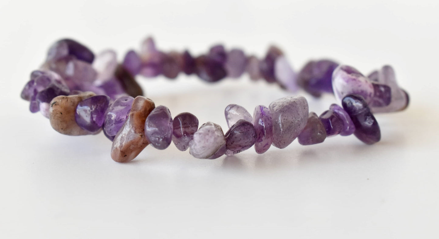 Amethyst Gemstone Chip Bracelet.