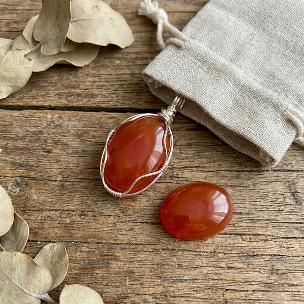 Pendants & Cabochons