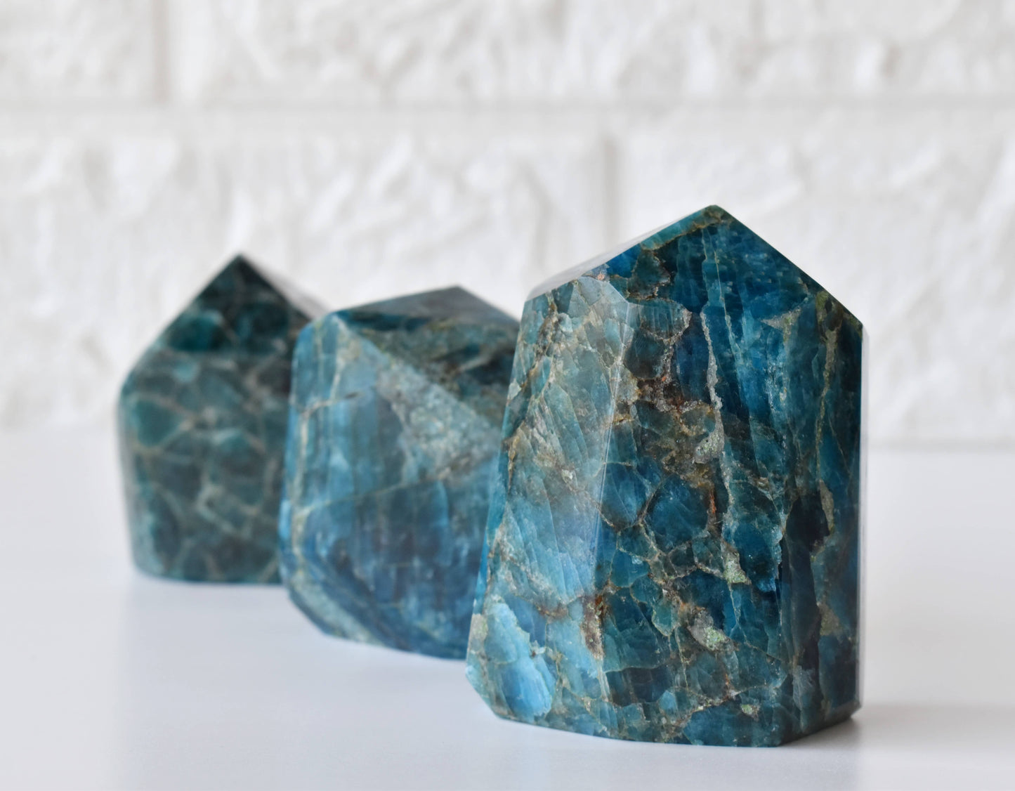 1kg Apatite Crystal Polished Points (2-4Pcs)