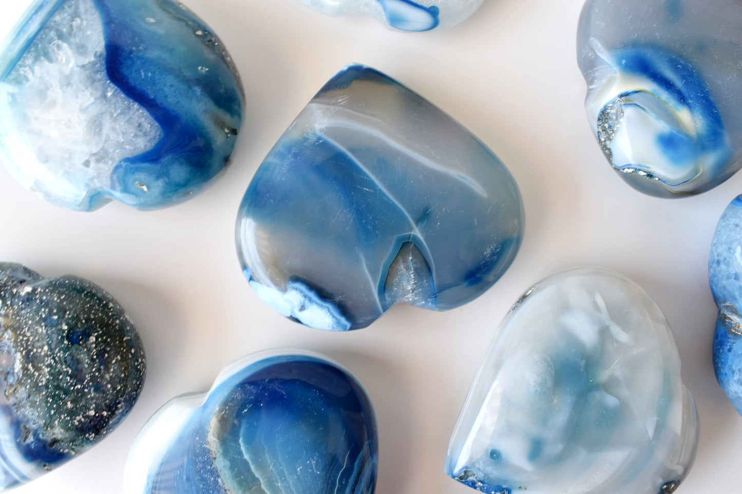 1kg Blue Onyx Heart Crystal 2 Inch (8-10Pcs)