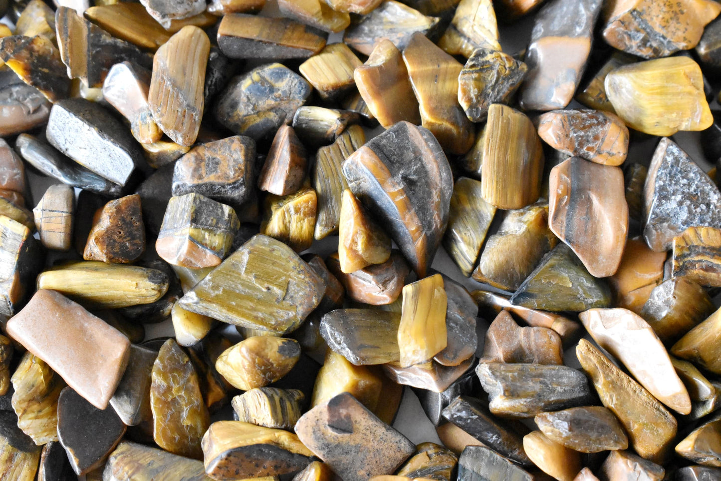 1kg Tiger Eye Gemstone Chips