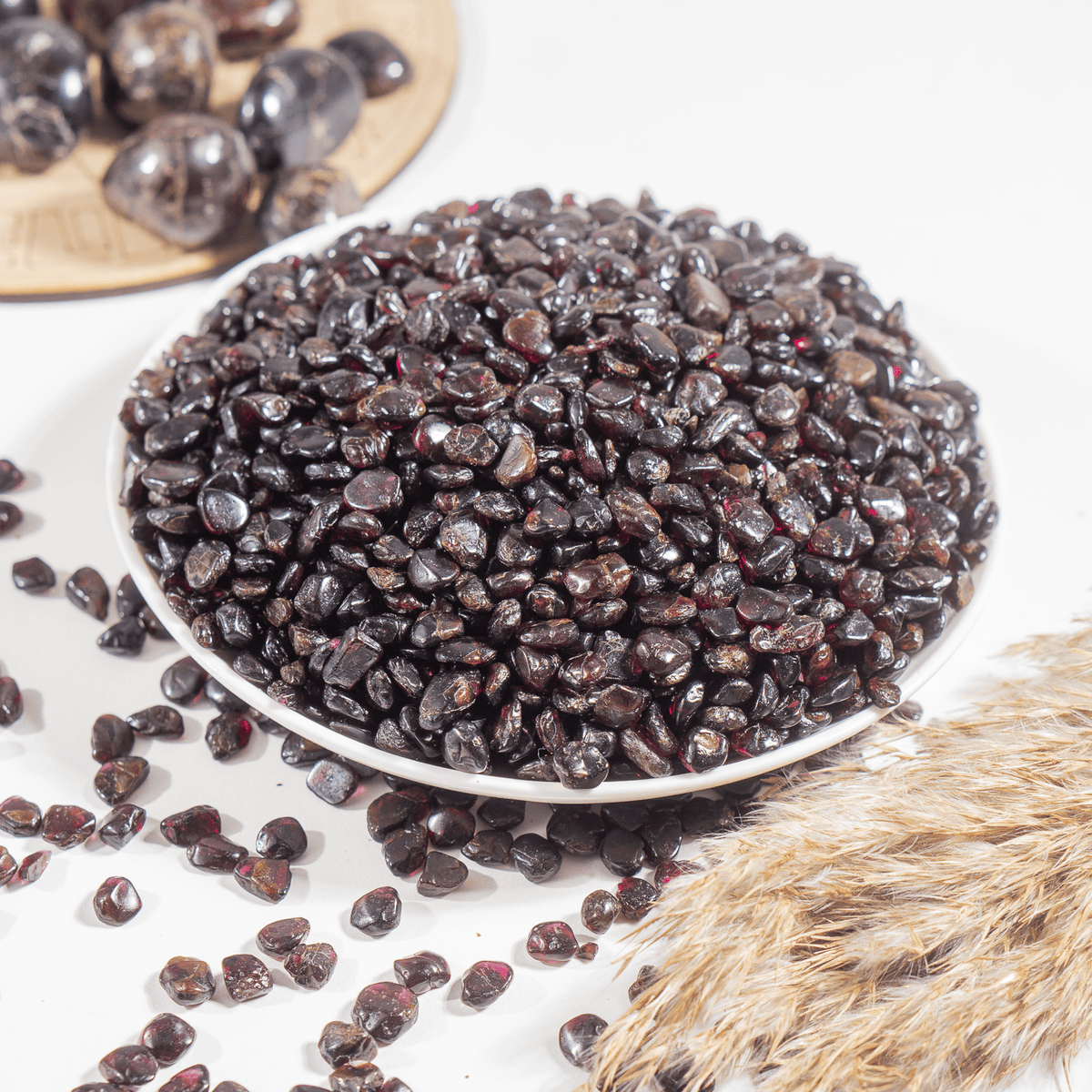 1kg Garnet Gemstone Chips