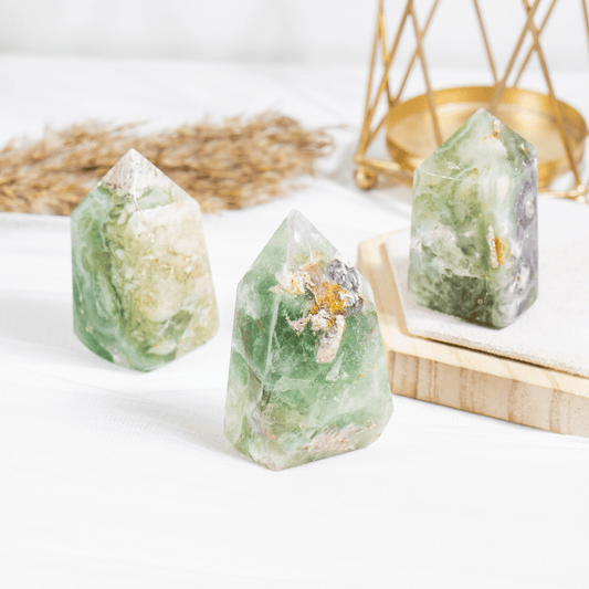 1kg Green Fluorite Crystal Polished Points (2-4Pcs)