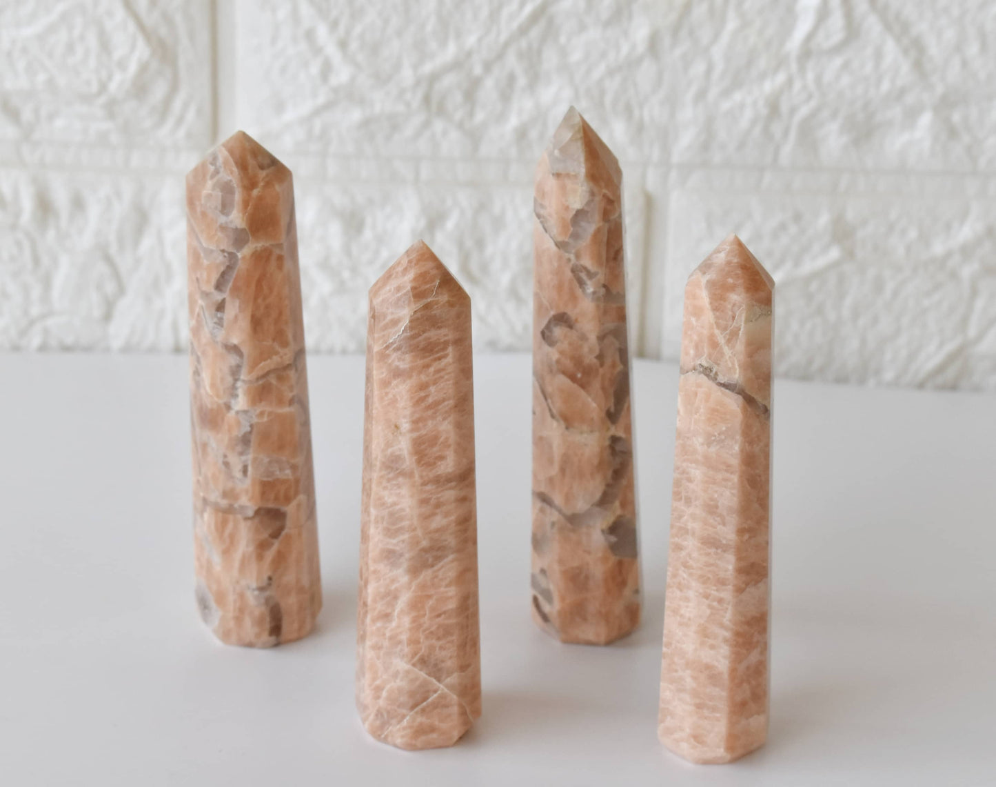 1kg Moonstone Obelisk Tower Point (11-13Pcs)