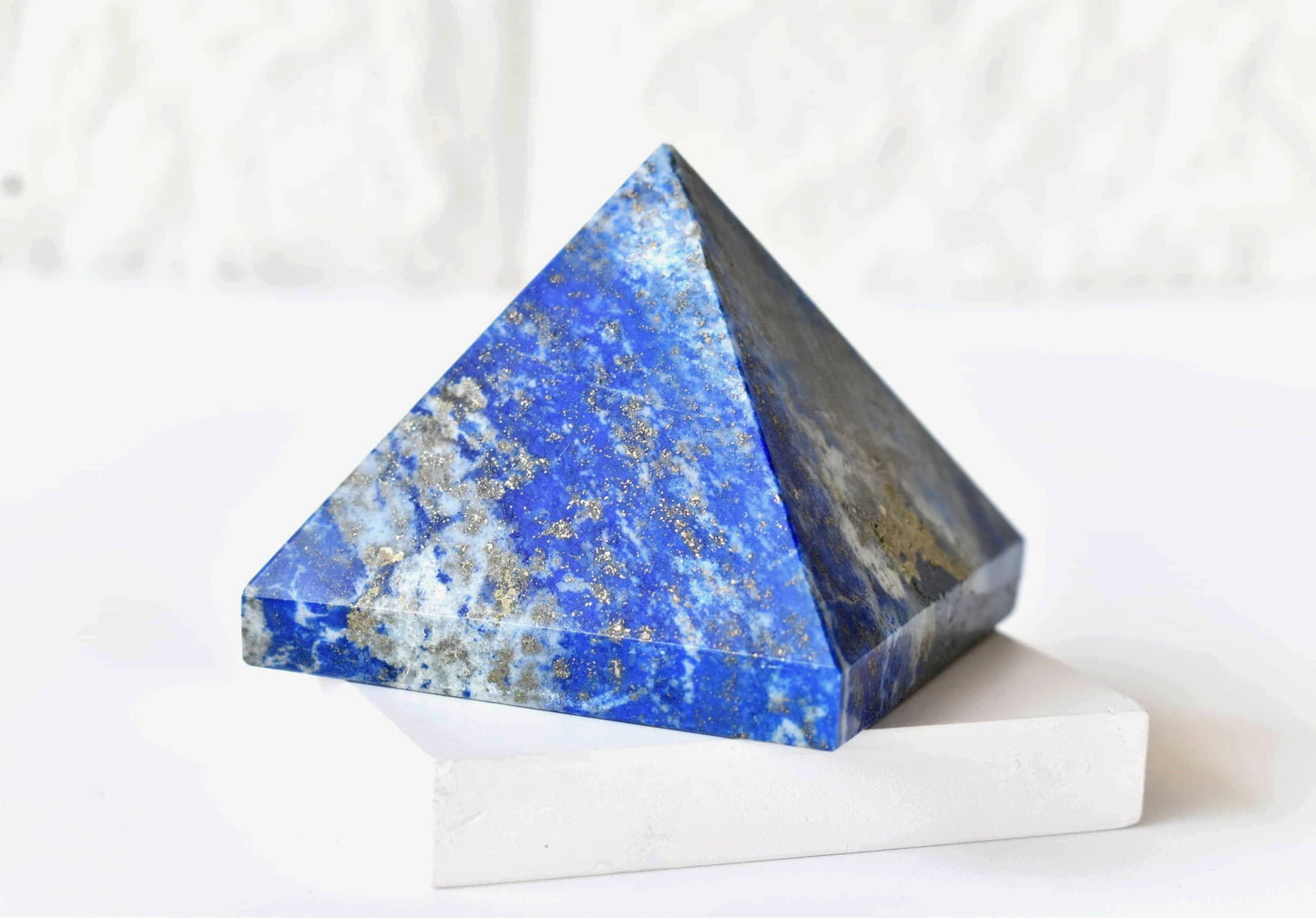 1Kg Lapis Lazuli Crystal Pyramid (2 inches)