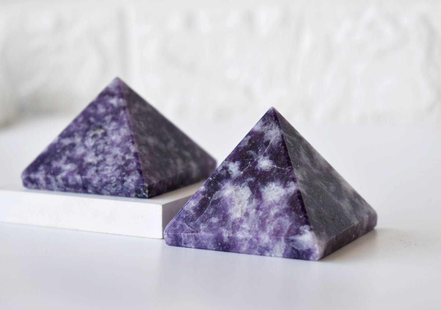 1Kg Lepidolite Crystal Pyramid (2 inches)
