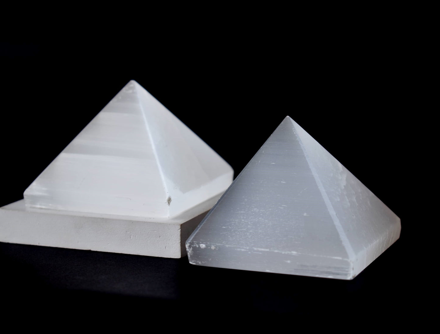 1Kg Selenite Crystal Pyramid (2 inches)