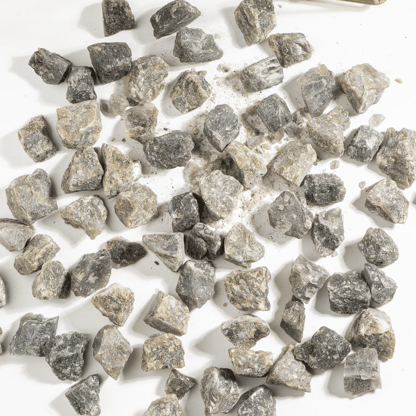 1Kg Labradorite Rough Stones