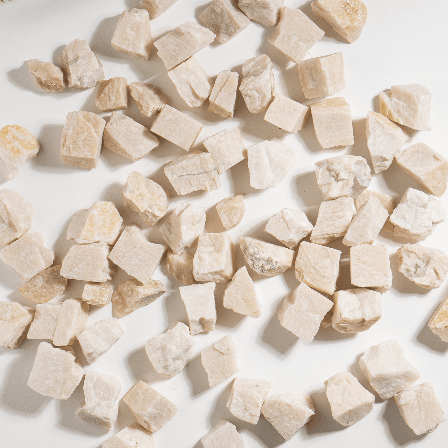 1Kg Peach Moonstone Rough Stones