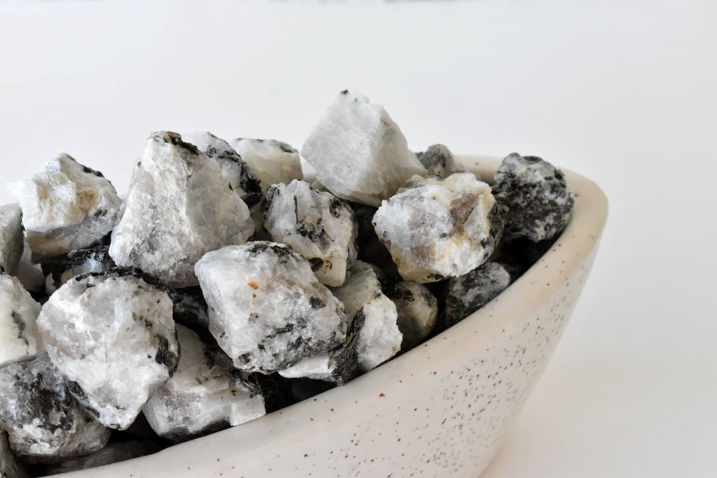 1Kg Rainbow Moonstone Rough Stones