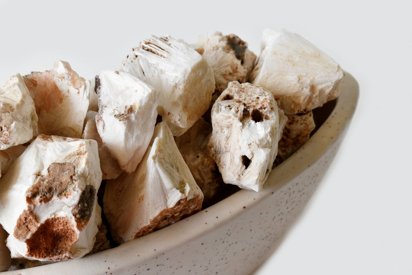 1Kg Scolecite Rough Stones
