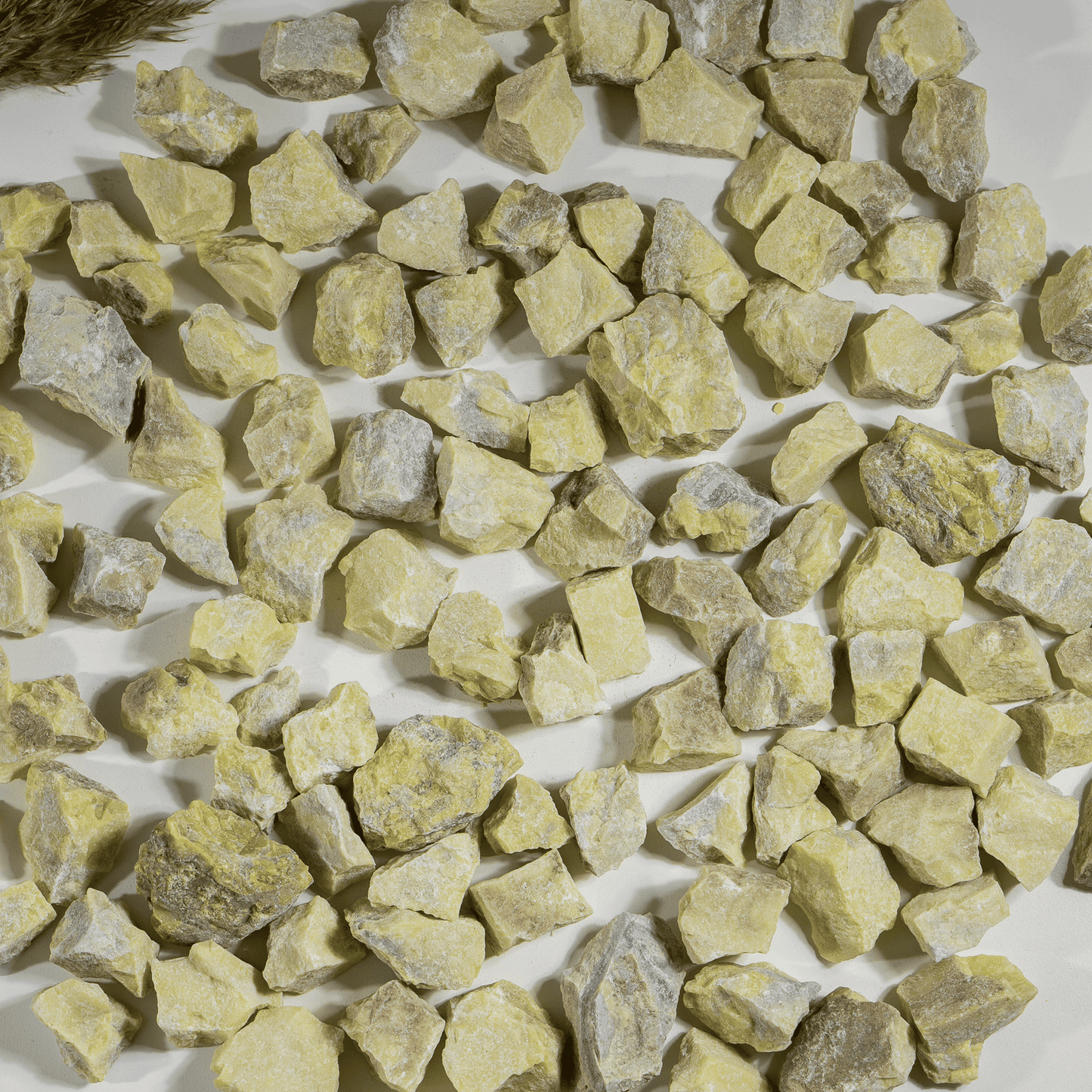 1Kg Serpentine Rough Stones