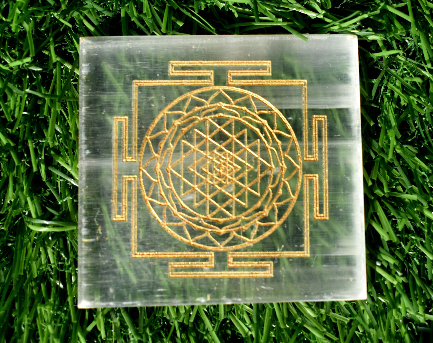 Shri Yantra Selenite Charging Plate, 3 inche Polished Square Selenite Crystal For Positive Energy, Spiritual Sacred Geometry
