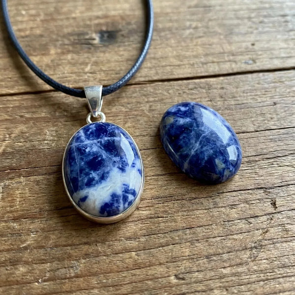 Pendants & Cabochons