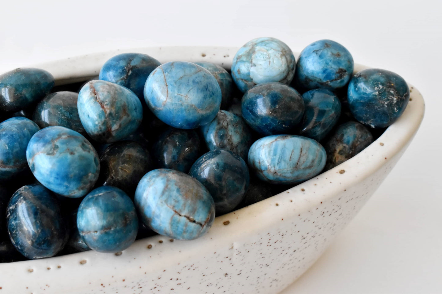 1Kg Apatite Tumbled Stones