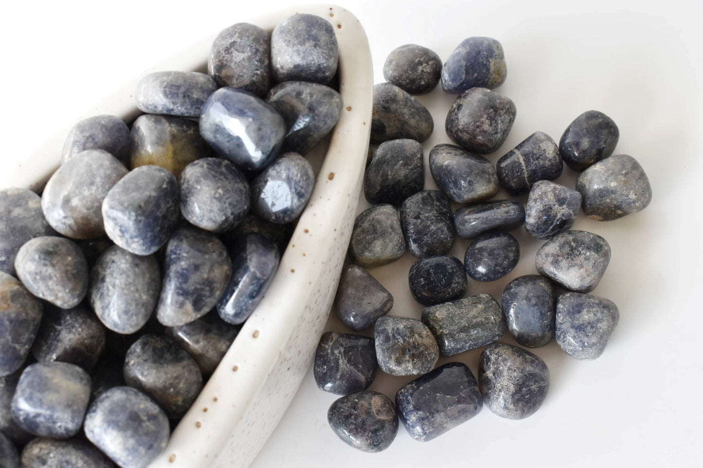 1Kg Iolite Tumbled Stones