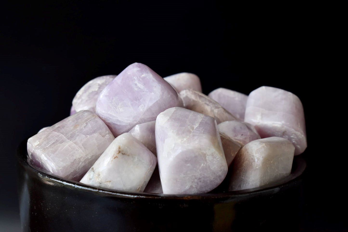 1kg Kunzite Tumbled Stones