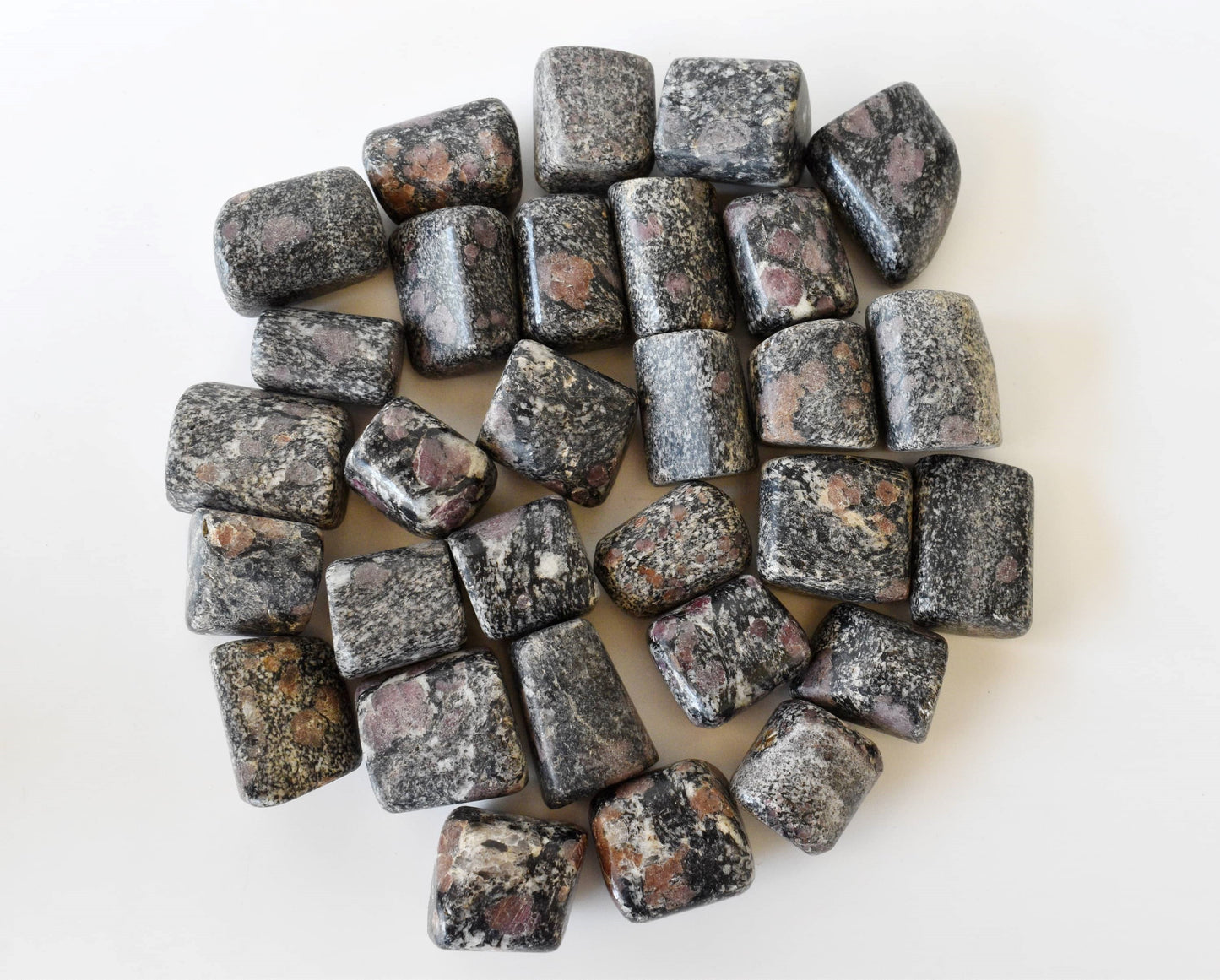 1Kg Spinelle Matrix Tumbled Stones