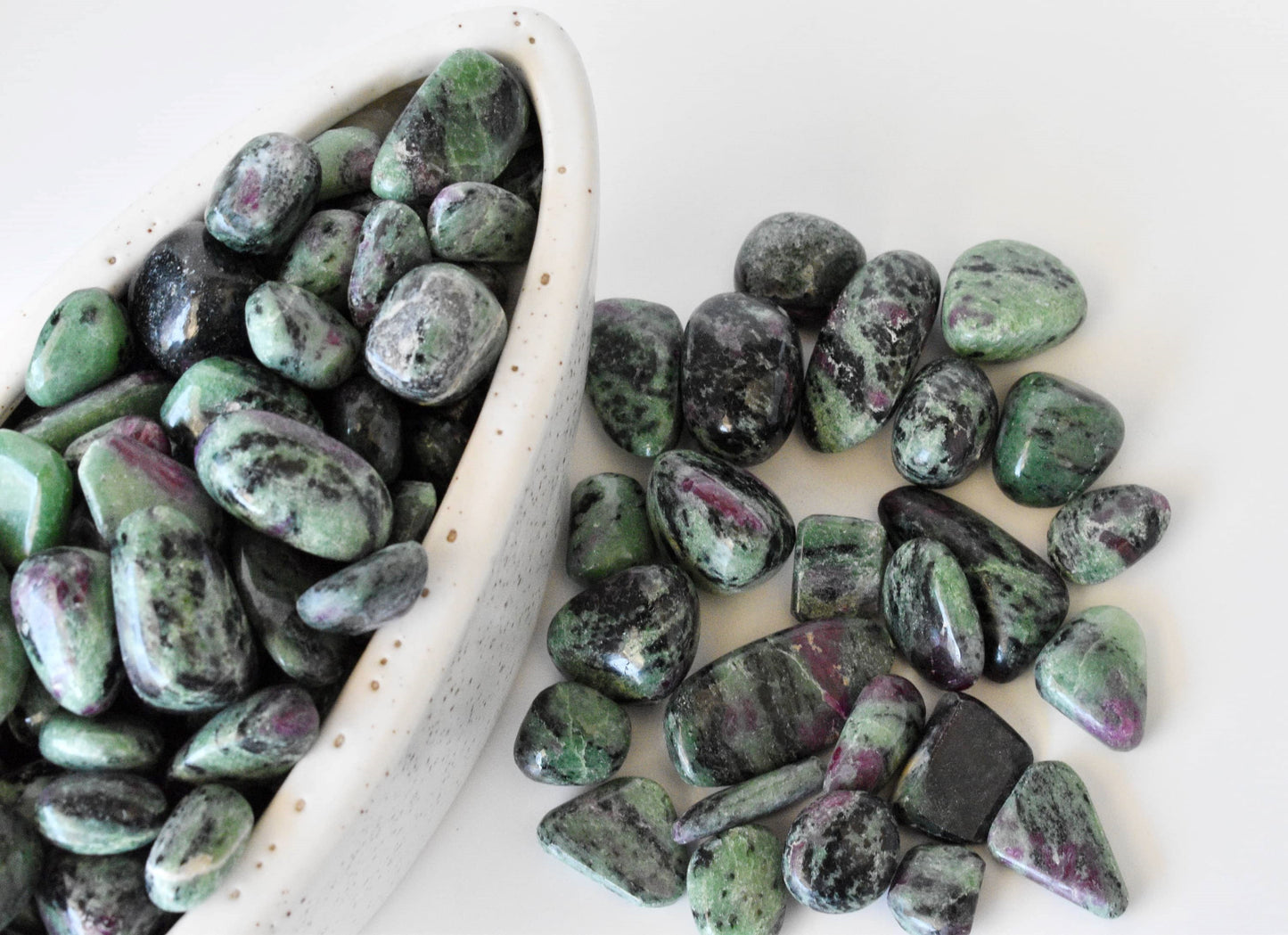 1kg Ruby Zosite Tumbled Stones