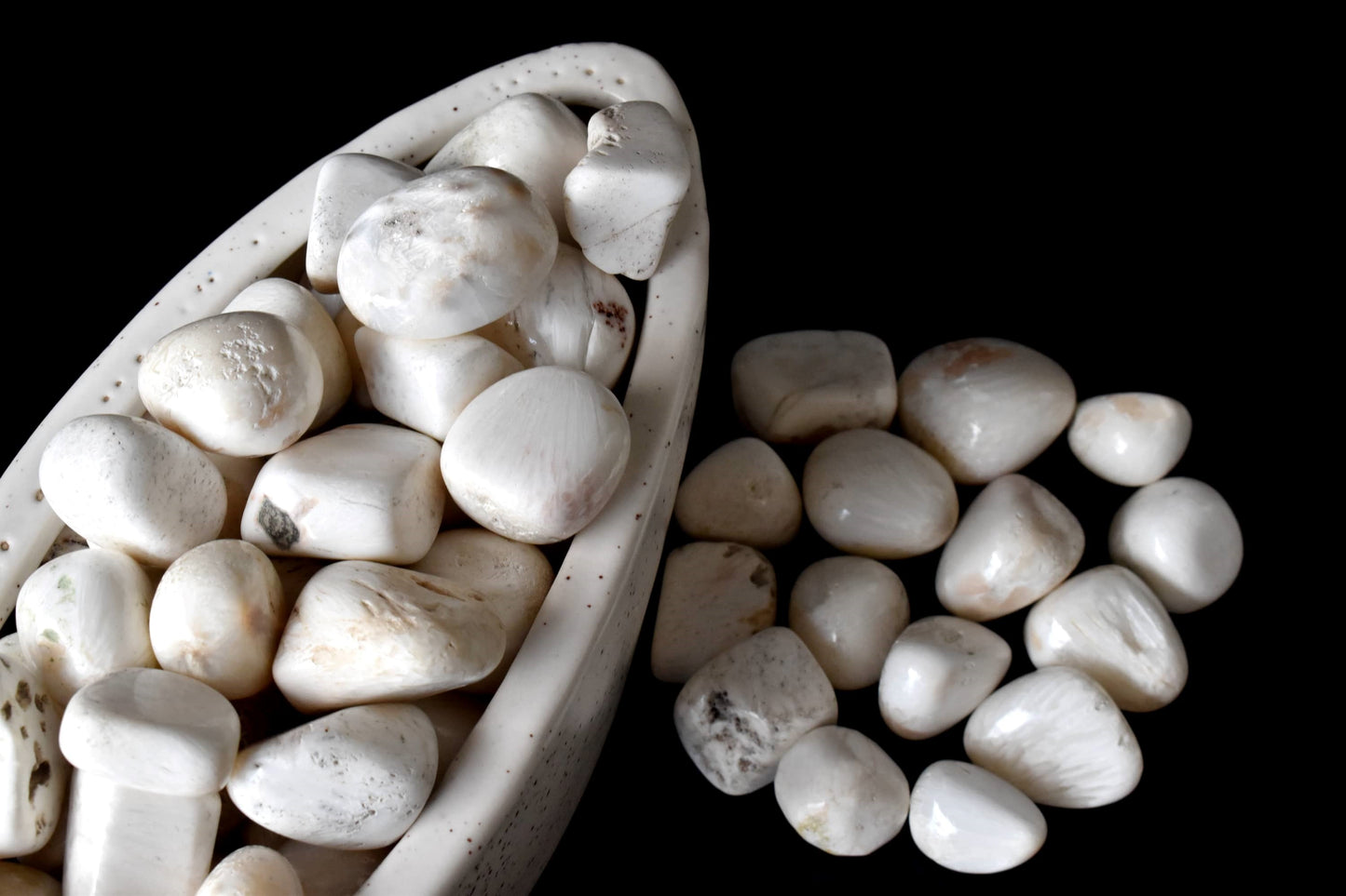 1Kg Scolecite Tumbled Stones