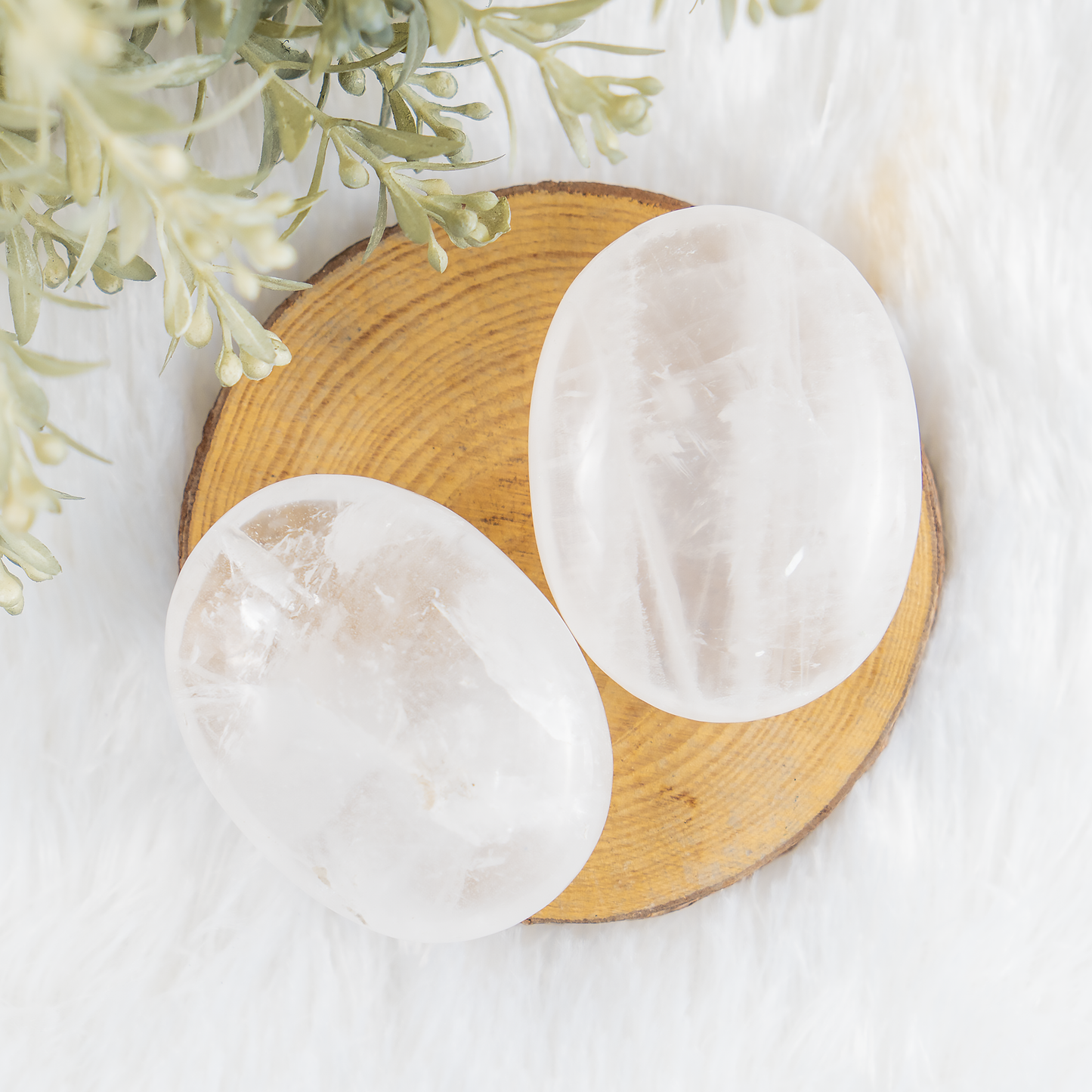 1kg Clear Quartz Palm Stones (6-8Pcs)