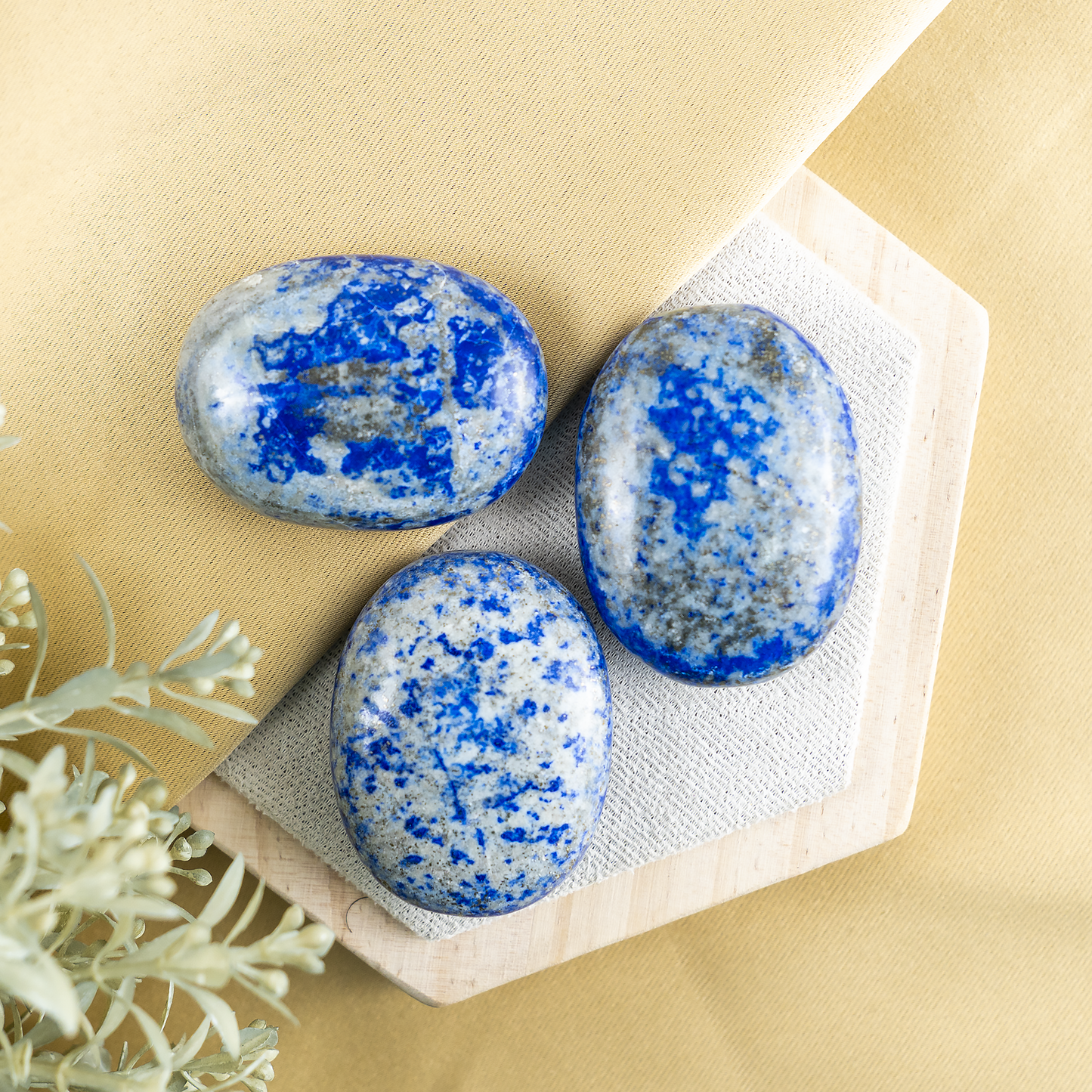 1kg Lapis Lazuli Palm Stones (6-8Pcs)