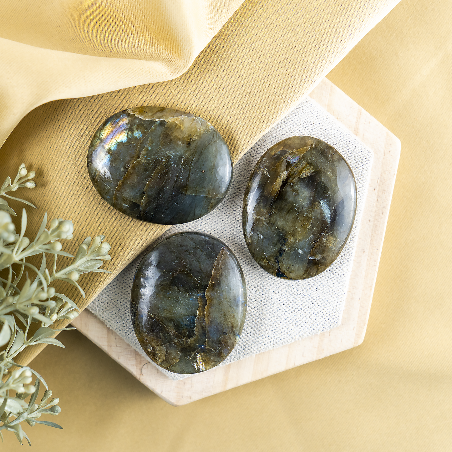 1kg Labradorite Palm Stones (6-8Pcs).