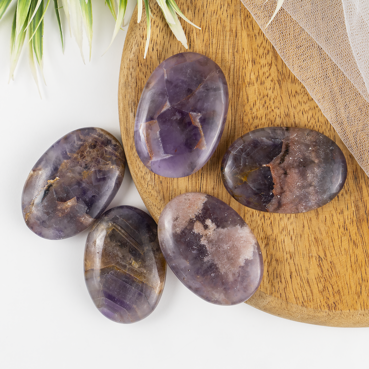1kg Amethyst Palm Stones (6-8Pcs)