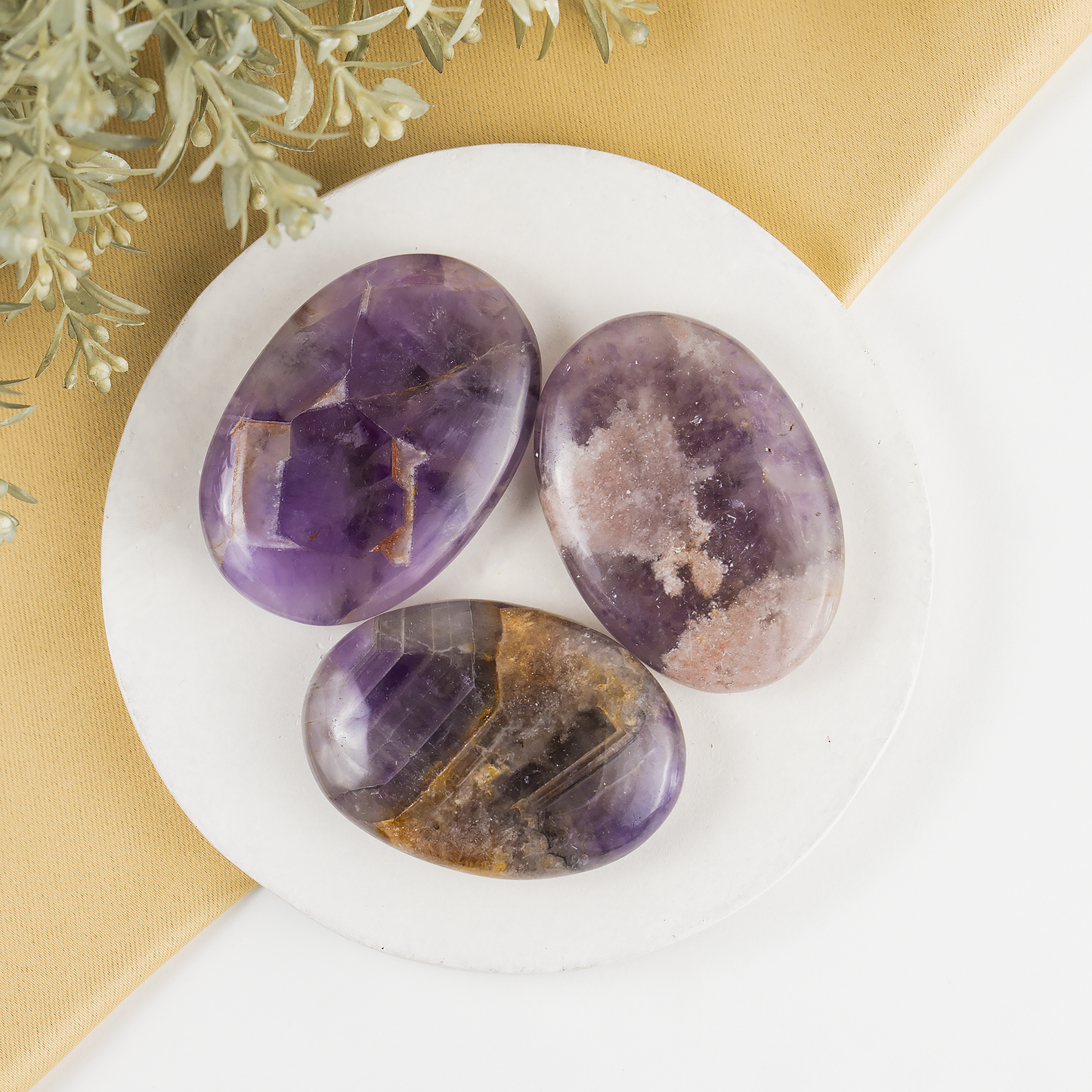 1kg Amethyst Palm Stones (6-8Pcs)