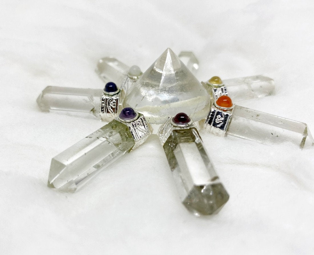 Crystal Quartz 7 Point Energy Generator with Crystal Pyramid